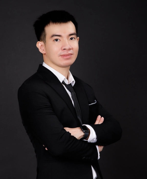 Hùng Strong 1 Hùng Strong